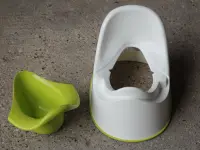 Toepfchen zur Pinkelparty